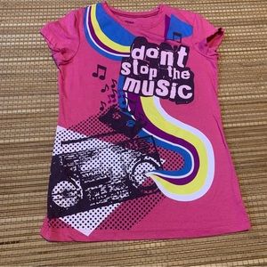 Fine pink short sleeve t shirt size XL